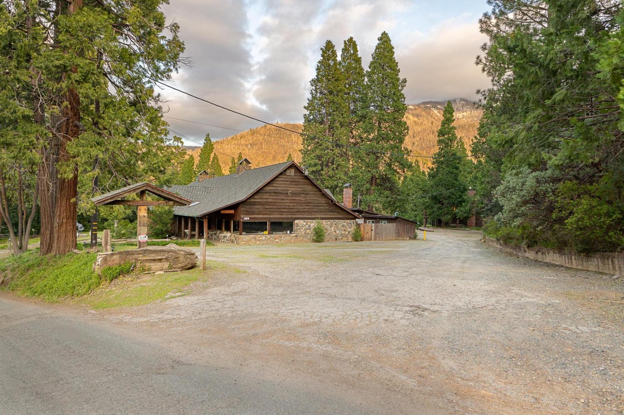 Camp Nelson Lodge Room 2 Ponderosa Exterior photo